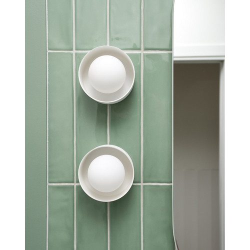 Белый бра 
