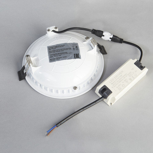 UMBRIA LED 001 IP44 8W бел ESCADA