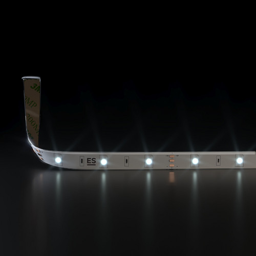 Светодиодная лента 12 В 7,2 Вт/м 30 Led/м 5050 IP65, дневной белый 4200К, 5 м Лента светодиодная 12V 7,2W 30Led 5050 IP65 дневной белый, 5м